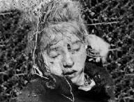 Die Leiden der zahllosen deutschen Opfer von Vergewaltigungen während Flucht und Vertreibung blieben unberücksichtigt ... - Foto: eine 1944 in Nemmersdorf.nach russischer Vergewaltigung ermordete Frau.