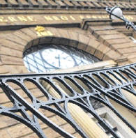 F�r Einzelbesucher ist die T�r zum Preu�en-Museum Minden seit Januar verschlossen. Der Landschaftsverband Westfalen-Lippe will bis Fr�hjahr neue Plane zum Erhalt der Einrichtung ausarbeiten. - MT-Foto: Alexander Lehn