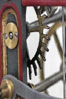 Ob die Zeit f�r das Preu�en-Museum Minden arbeitet? Das Werk der Turmuhr aus dem Jahr 1891 wird weiter laufen. MT-Foto: Alex Lehn