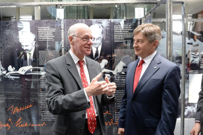 Bundestagspr�sident Norbert Lammert und der Sejm-Marschall der Republik Polen Marek Kuchcinski er�ffnen im Paul-L�be-Haus die Ausstellung �Polen und Deutsche. Geschichten eines Dialogs�