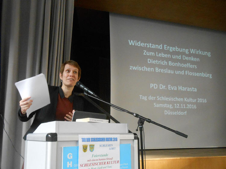 Dr. Eva Harasta referierte �ber Dietrich Bonhoefer 